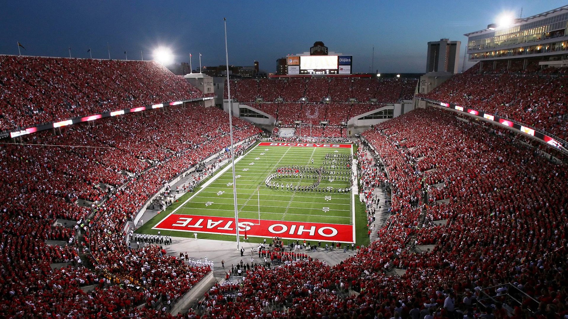 东决关键战焦点战，掘金稳稳拿下雷霆